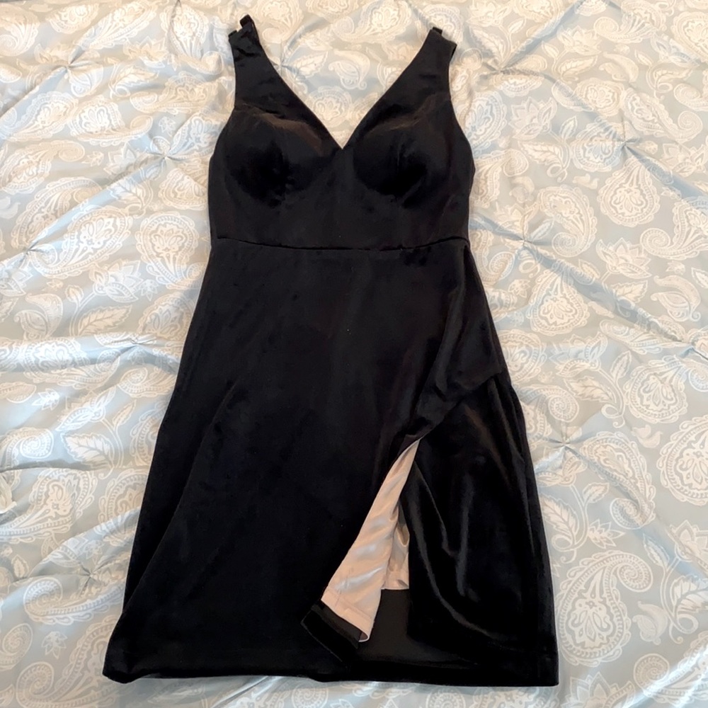 Black cocktail dress!!